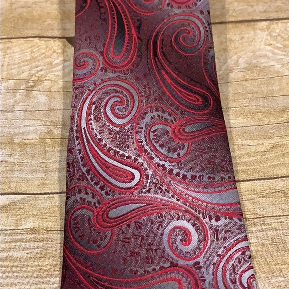 Pierre Cardin paisley 100% silk Tie Red - Picture 3 of 6